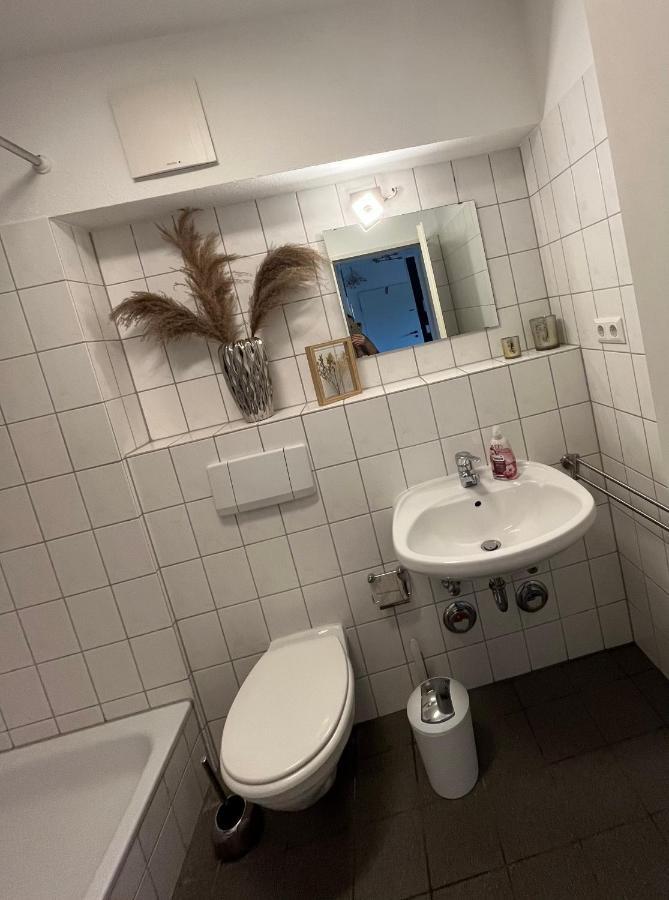 Apartment Mit Guten Anbindungen Maagdenburg Buitenkant foto